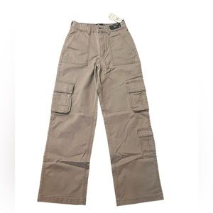 Hollister Ultra High-rise baggy 3-pocket cargo pants size 4 US